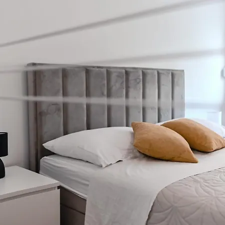 Apartman Paula *